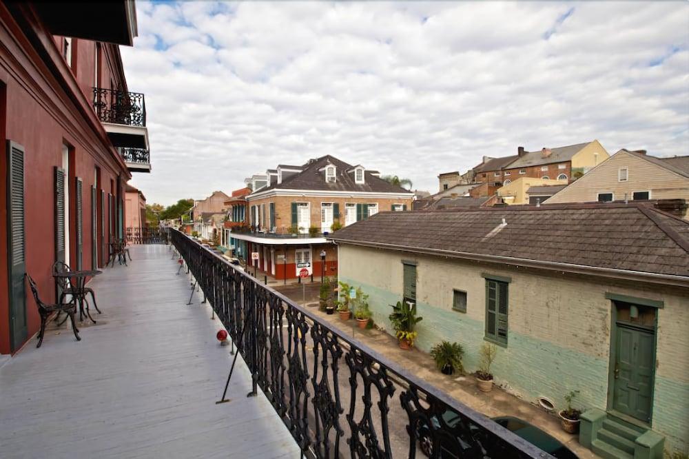 Le Richelieu Hotel In The French Quarter New Orleans Exterior photo